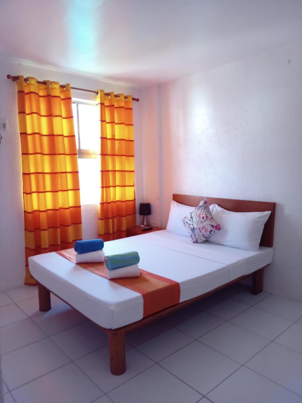 Mr Holidays Hotel Balabag  Εξωτερικό φωτογραφία